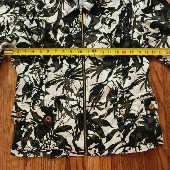 ST JOHN Womens Jacket Size 12 Full Zip Floral Black White - Picture 8 of 9
